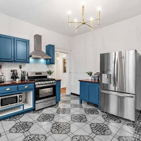 Exquisite Two-Story Home Located In Midtown ممفيس المظهر الخارجي الصورة